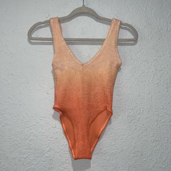 Bound by Bond Eye Australia The Mara in Gold One Size - Picture 2 of 7